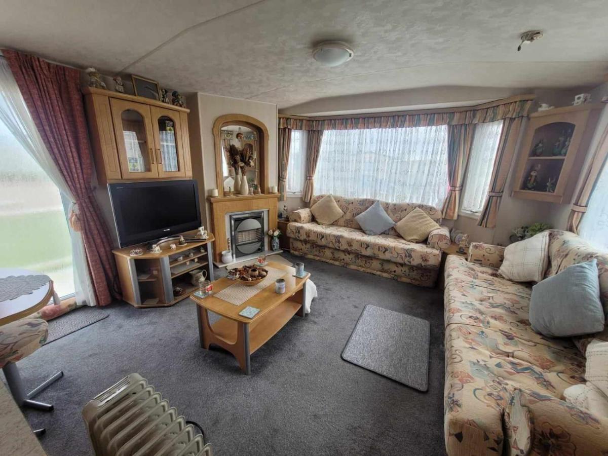 S313 3 Bed Caravan Golden Palm Чапел-Сент-Леонардс Экстерьер фото